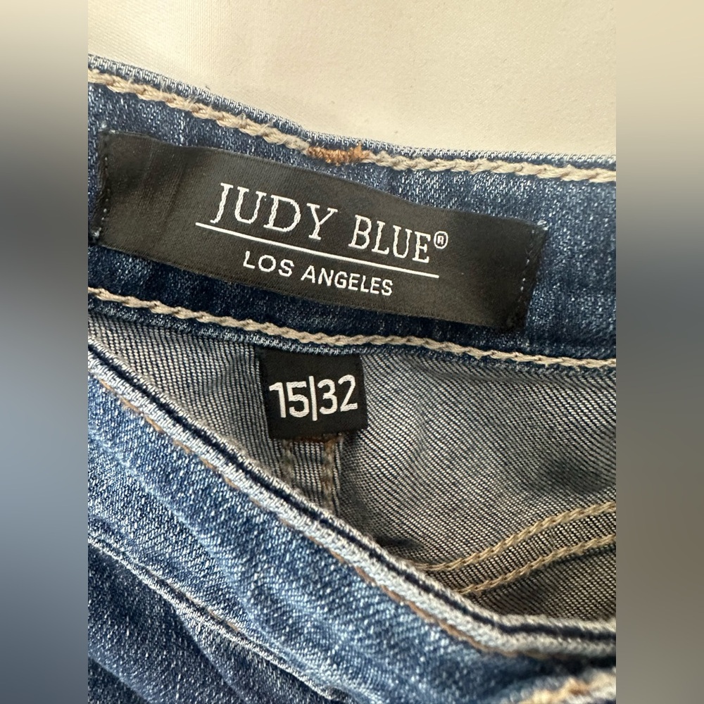 Judy Blue 15/32 Straight fit relaxed denim jeans - Picture 4 of 10